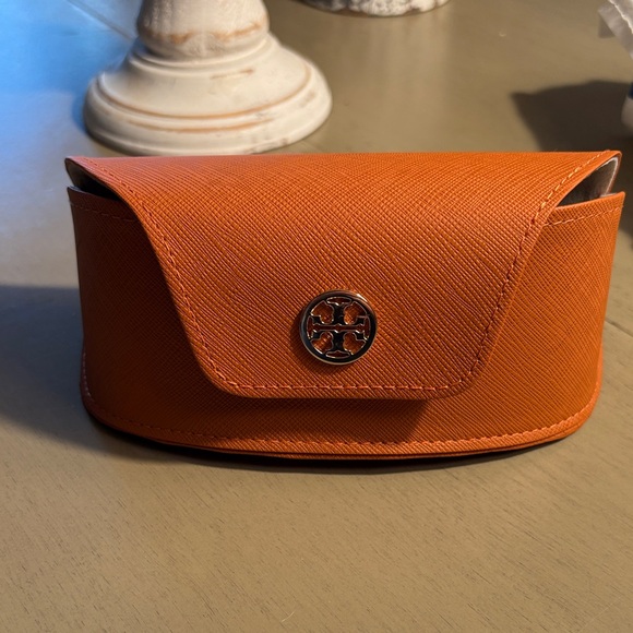 Tory Burch Orange Eyeglass case - Picture 1 of 4